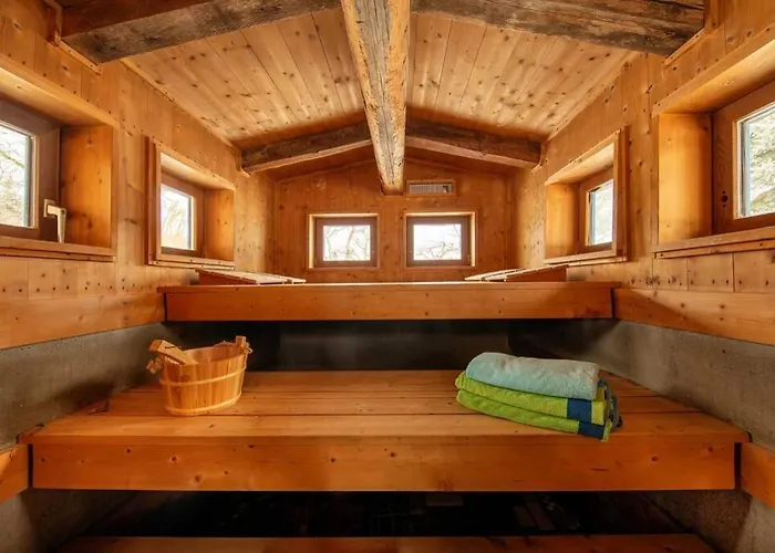 Modernes Mit Sauna